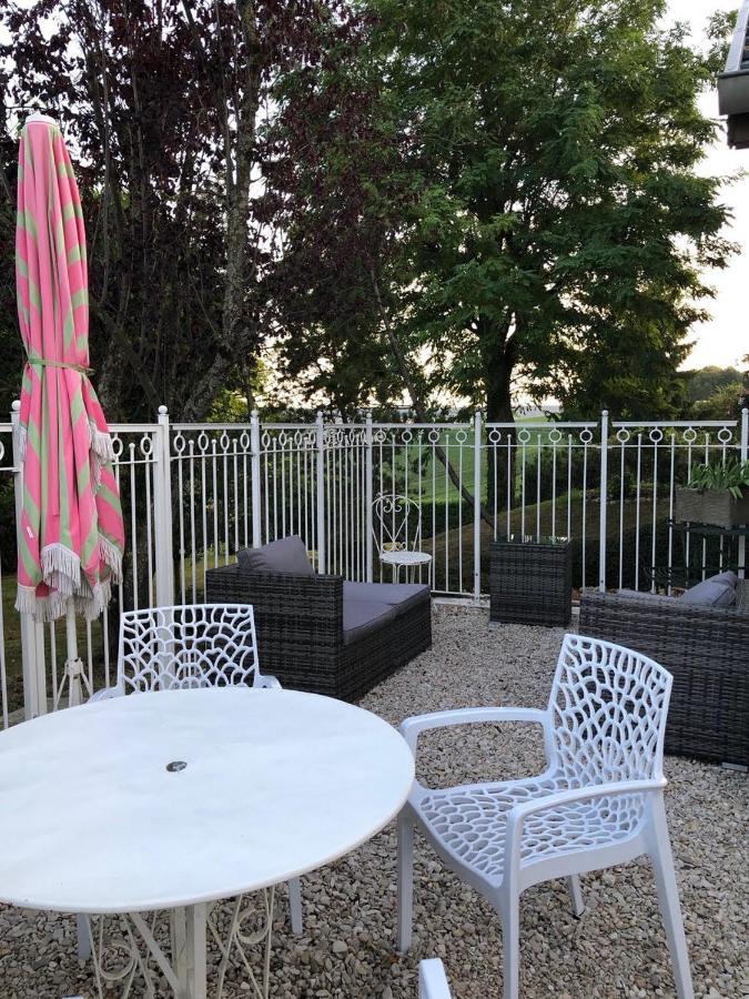 Holiday home Le Clos Des Moulins 2 Rue Des Cotes De L'hery No Rue Porte D'en Bas