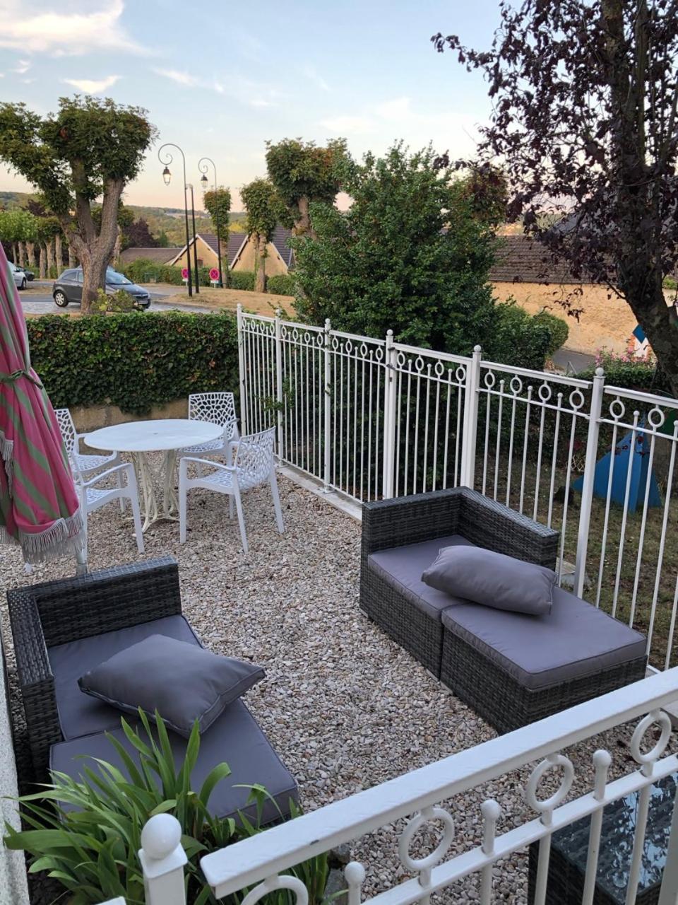 Le Clos Des Moulins 2 Rue Des Cotes De L'hery No Rue Porte D'en Bas Holiday home Hautvillers